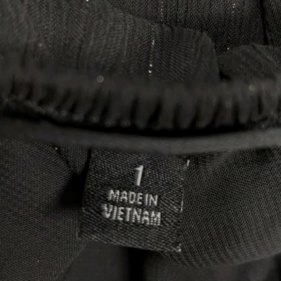 Torrid 1 One Shoulder Ruffle Crinkle Chiffon & Lurex Blouse 1X City Chic - Picture 7 of 13